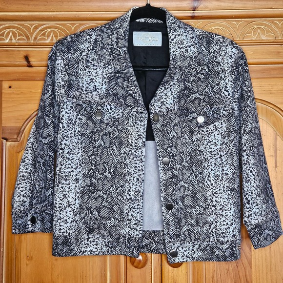 Vintage 90s Blue Tint Equestrian Designs Snake Print Button Up Jacket Size Small - Picture 3 of 9